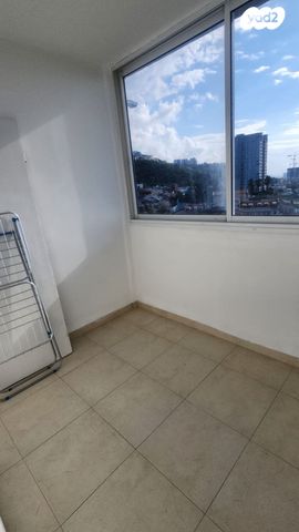 דירה, דוד בר רב האי 40, קרית שפרינצק, חיפה