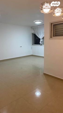 דוד רזיאל 16