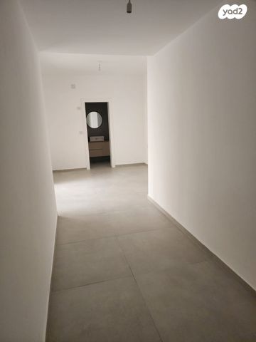 דירה, הדודאים 11, גבעת זמר, חיפה