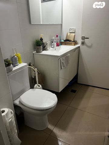 יחידת דיור, סעדיה גאון 9, גרין ועם, חולון