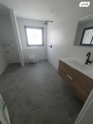 דירה, אחד העם 60, רמת השקמה, רמת גן