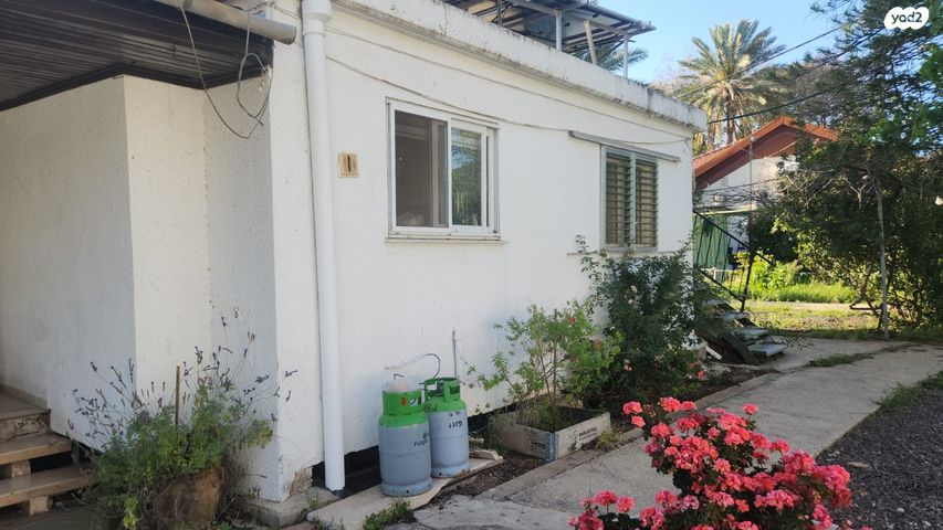 בית פרטי/ קוטג', הפרדס 3, מולדת, מולדת