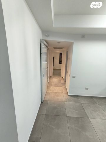 דירה, נחל צאלים 6, נאות שקמה, שדרות