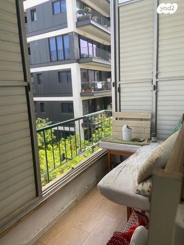 דירה, ז'בוטינסקי 103, הצפון החדש - כיכר המדינה, תל אביב יפו