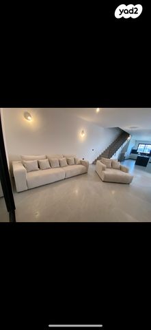 דו משפחתי, הפרדס 1, שכונה 10, תל מונד