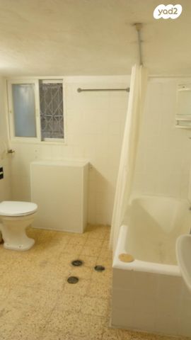 דירת גן, החרוב 23, עמינדב, עמינדב