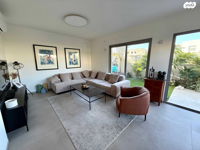 דו משפחתי, הקטיף 6, ההדרים, בנימינה גבעת עדה