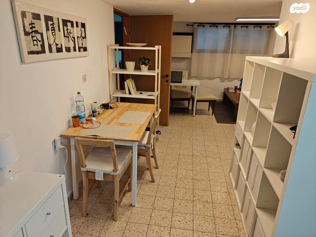 סאבלט, סתוונית 30, נווה אילן - צבאי, יבנה