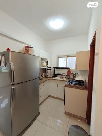 כ"ט בנובמבר 11