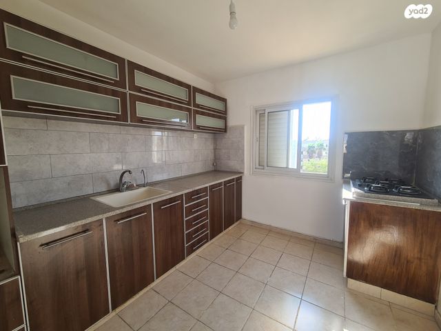 דירה, שדרות גולדה מאיר 1034, נווה דוד, דימונה