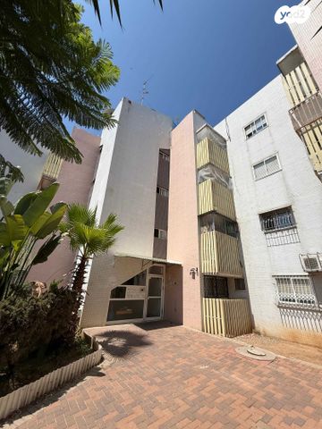 דירת גן, אוריה החיתי 5, רובע י"ג, אשדוד