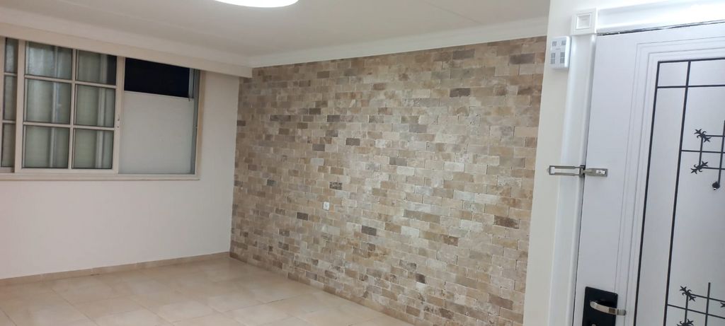 דירה, הרב הרצוג 33, גבעת הרקפות, גבעת תל חי, קרית אתא