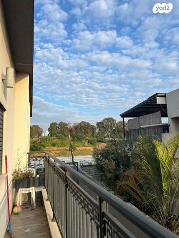 דירה, הרקפת 91, שיכוני המזרח, ראשון לציון