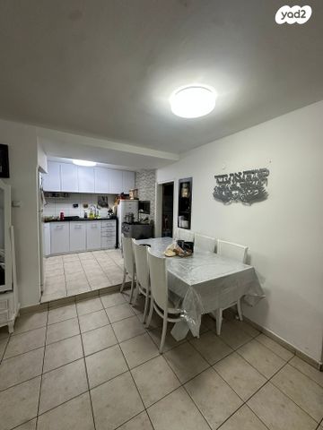 דירה, שדרות ארגמן 7001, צאלים, מערב 1, אילת