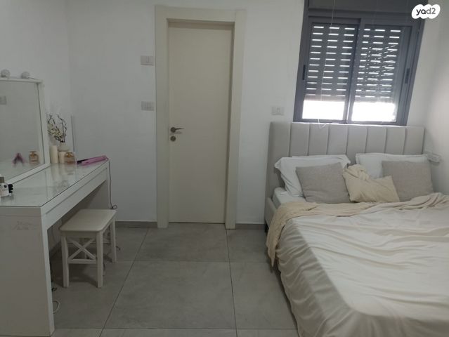 דירה, סביון 7, הפרחים, חריש