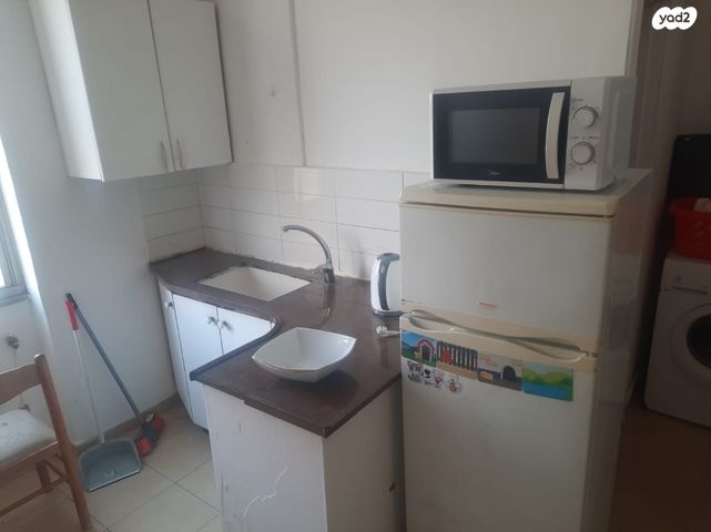 הרברט סמואל 47