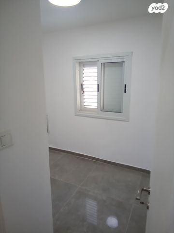 דירה, הכנסת 16, שכונה ד', באר שבע