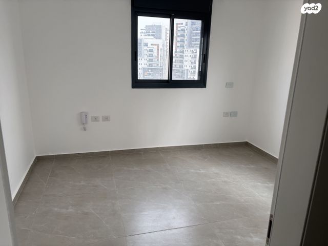 דירה, הגפן 4, כרמי הנדיב, אחוזת רוטנר, קרית מלאכי