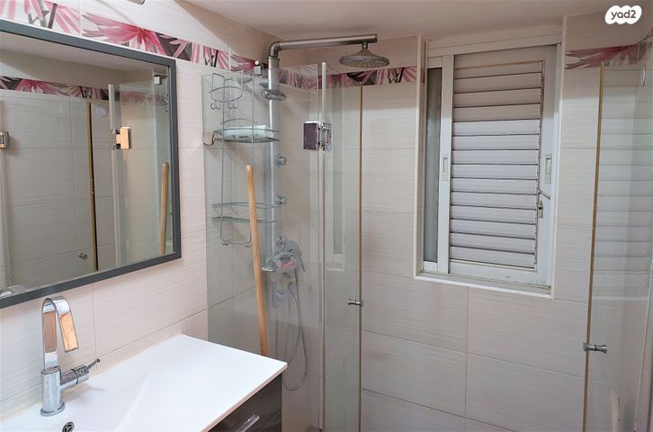 דירה, הבשור 3, גני אביב, לוד