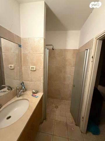 סאבלט, רבי עקיבא 24, הרצליה הצעירה, הרצליה