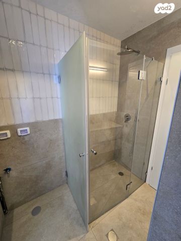 דירה, מניה שוחט 11, רמז, מערב ותיק, ראשון לציון