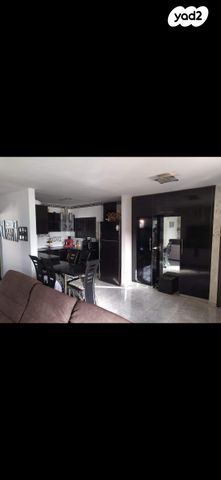 דירה, הרב מיימון 16, גבעת כצנלסון, נהריה