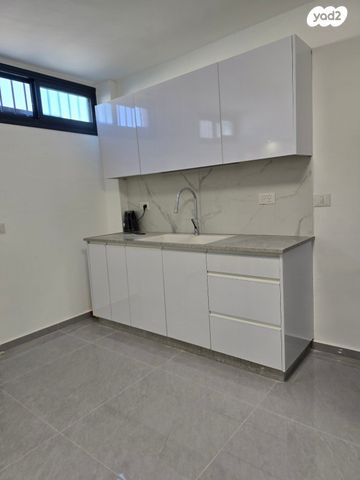 רבי חנינא 25