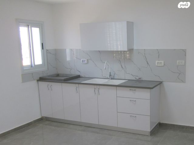 דירה, הכנסת 16, שכונה ד', באר שבע