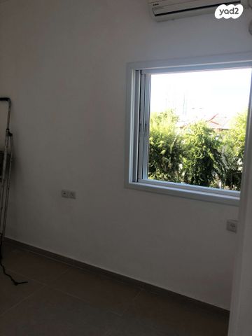 דירה, שדרות העצמאות 41, רוטשילד עצמאות, בת ים