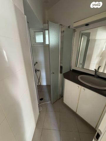 דרך רזיאל 37