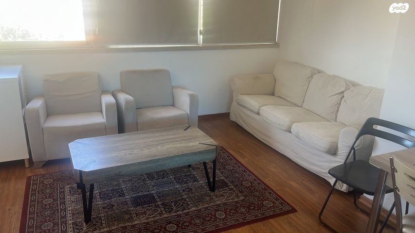 יחידת דיור, אחד העם 6, שבענה, אזור