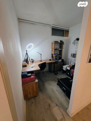 מרתף/ פרטר, יהושע בן נון 58, הרצליה פיתוח, הרצליה