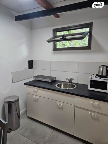 יחידת דיור, ד' 52, נווה אליעזר וכפר שלם מזרח, תל אביב יפו