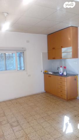 דירת גן, החרוב 23, עמינדב, עמינדב