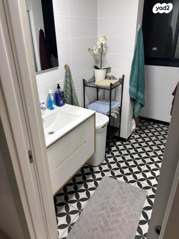 דירה, חצור 18, יד לבנים, רמת גן