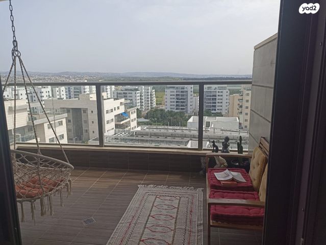 דירה, סביון 7, הפרחים, חריש