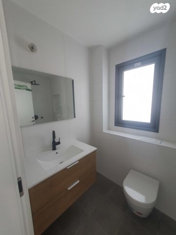 דירה, אחד העם 60, רמת השקמה, רמת גן