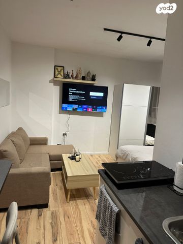 דירה, אמיל זולא 9, הצפון הישן - דרום, תל אביב יפו