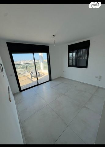 גג/ פנטהאוז, מנחם ארבר 13, נווה עופר, תל כביר, תל אביב יפו