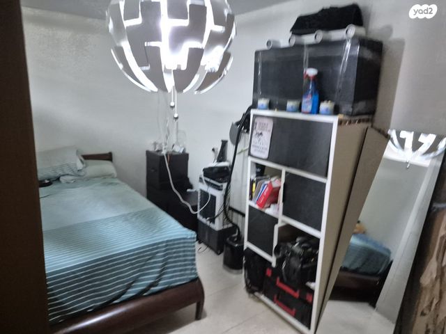 מרתף/ פרטר, קנט ג'וזף ארו 8, קרית חתני פרס נובל, ראשון לציון