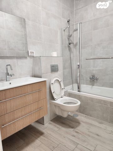 דירה, יצחק שמיר 3, נווה שרון / שער העיר, נתיבות