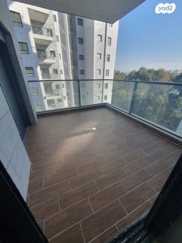 דירה, אחד העם 60, רמת השקמה, רמת גן