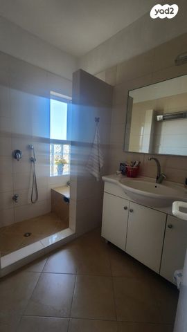 דירה, צבי הירשפלד 32, רמז, מערב ותיק, ראשון לציון