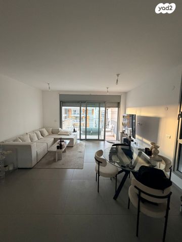 בבה אידלסון 3