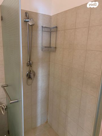 דירה, הכבאים 5, נווה יהושע, ערמונים, רמת גן