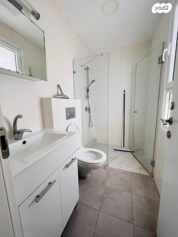 דירה, מולדת 15, נווה שאנן, תל אביב יפו