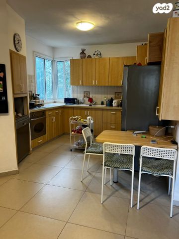 דירה, הגדוד העברי 5, קרית ויצמן, רעננה