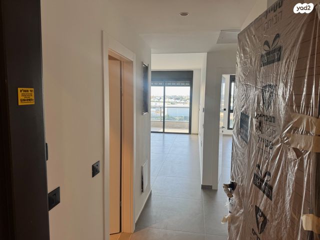 דירה, בנימין וולפוביץ' 8, מרכז דרום, רעננה