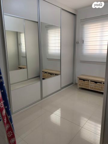 דירה, הדוגית 18, נאות רבין, יבנה