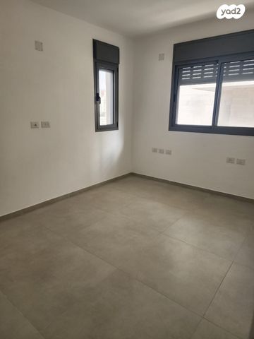 דירה, הדודאים 11, גבעת זמר, חיפה